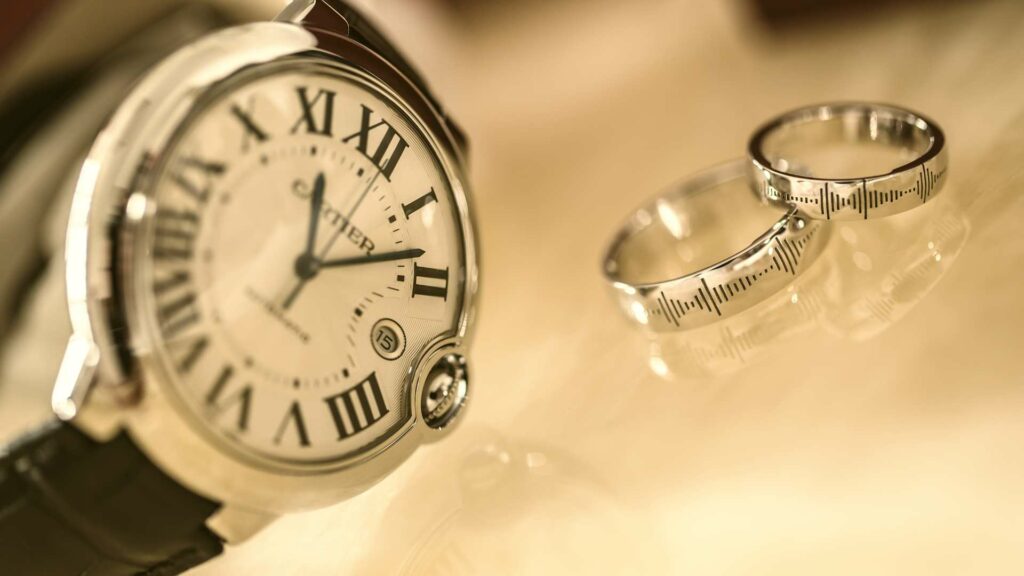 Une montre Cartier