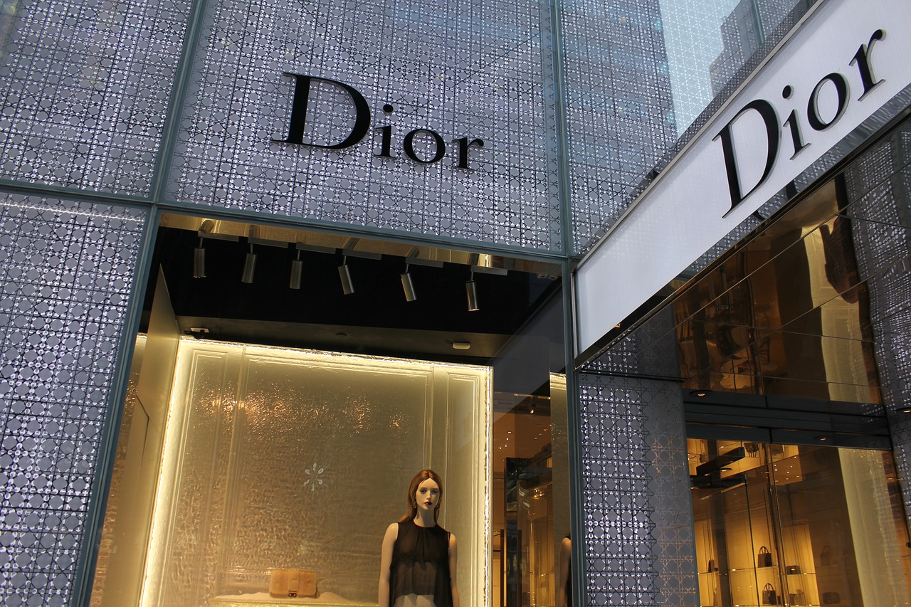 L’élégance de la haute couture avec Christian Dior